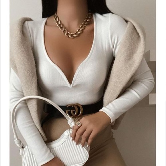 Zara Tops - ZARA SWEETHEART NECKLINE BODYSUIT - NWT